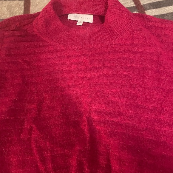 3/20 bundle Fever Fuchsia Turtleneck Sweater – Size Small - Picture 2 of 5